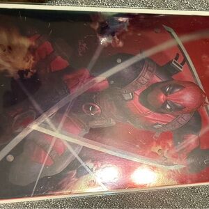 Deadpool Graphic comic book - Red & Black